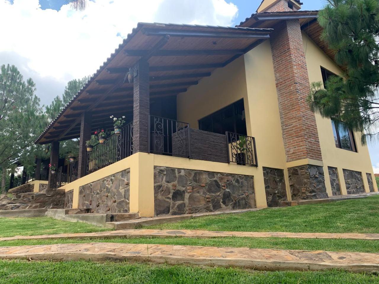 Cabana No.7 Puerta Del Bosque Mazamitla. Zewnętrze zdjęcie